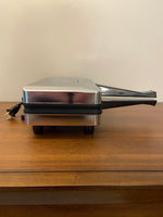 Belgian Waffler Professional VillaWare Classic Italian Kitchenware 5200 NS