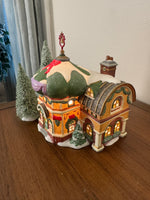 Dept 56 North Pole Series North Pole Beauty Shoppe Village Town Porcelain House