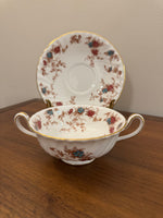 Minton Ancestral English Bone China Scalloped Edge Set