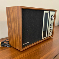 Panasonic Model RE6516 AM/FM RADIO Wooden Case