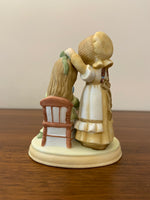 Holly Hobbie Porcelain Figurine Good Times Designers Collection