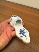 Vintage Chinoiserie Style Small Porcelain Wall Pocket Holder Vase