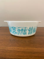 Vintage PYREX 472 1 1/2 pt Glass Pint Cinderella Dish Amish Blue Butterprint