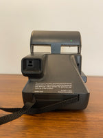 Vintage Polaroid 600 Film One Step Close Up Instant Camera Made in USA
