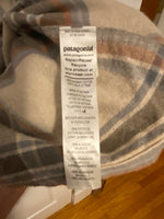 Patagonia Flannel Shirt Men’s Size Tan Plaid Cotton