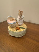 Vintage Schmid The Tale of Two Bad Mice Ceramic Musical Box