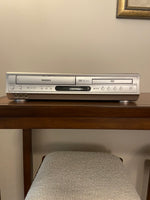 Toshiba SD-V291 VCR DVD Combo Player VHS Recorder Tested Works