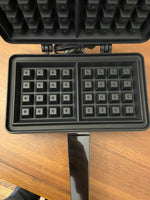 Belgian Waffler Professional VillaWare Classic Italian Kitchenware 5200 NS