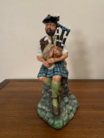 Vintage 1979 Royal Doulton Porcelain Figure The Piper 2907