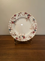 Minton Ancestral English Bone China Scalloped Edge Set
