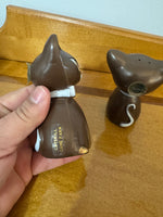 Vintage Catskill Salt and Pepper Shaker Set
