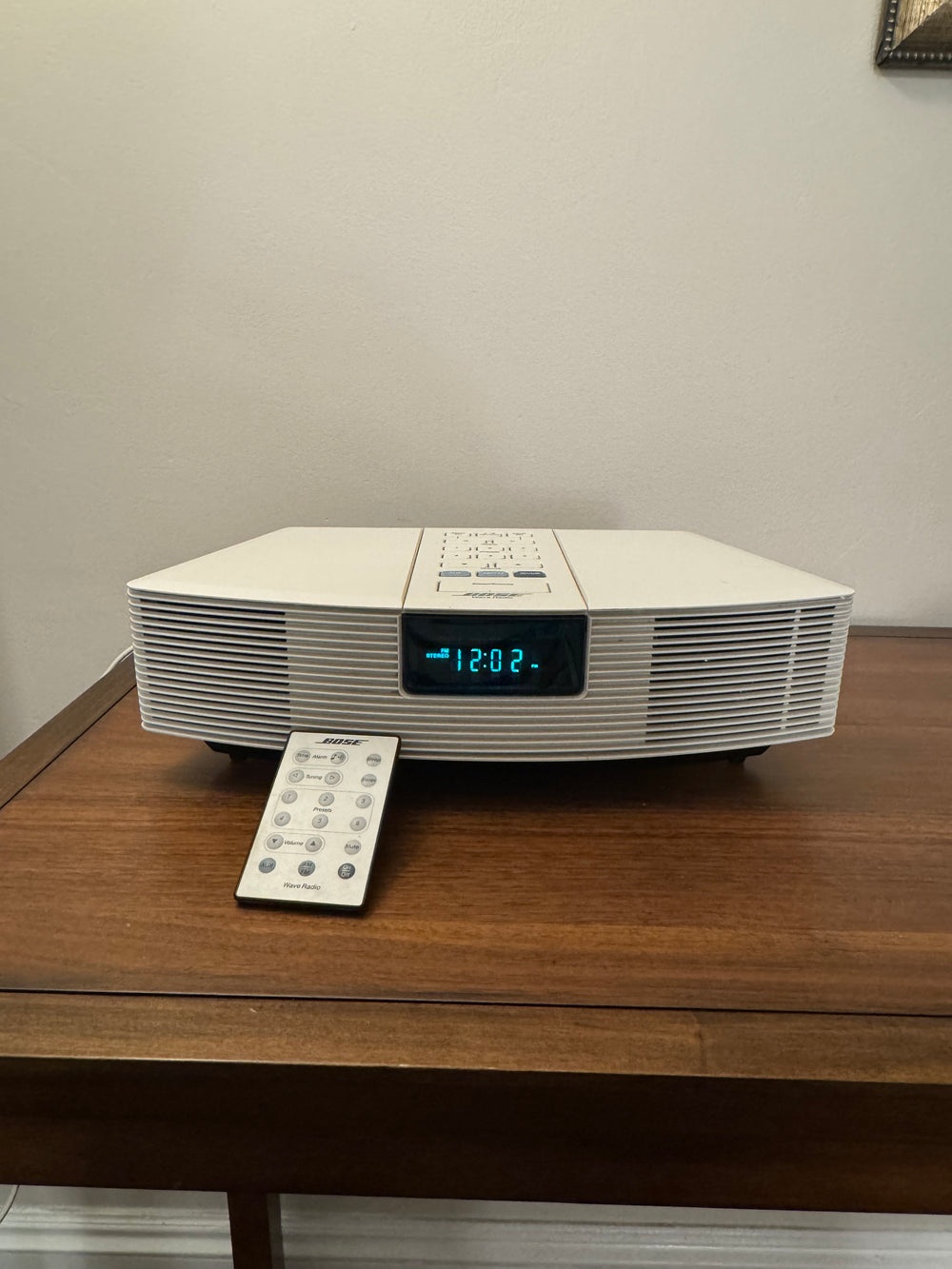 Bose Wave Radio Clock-Alarm W/ Remote Control AWR1W1