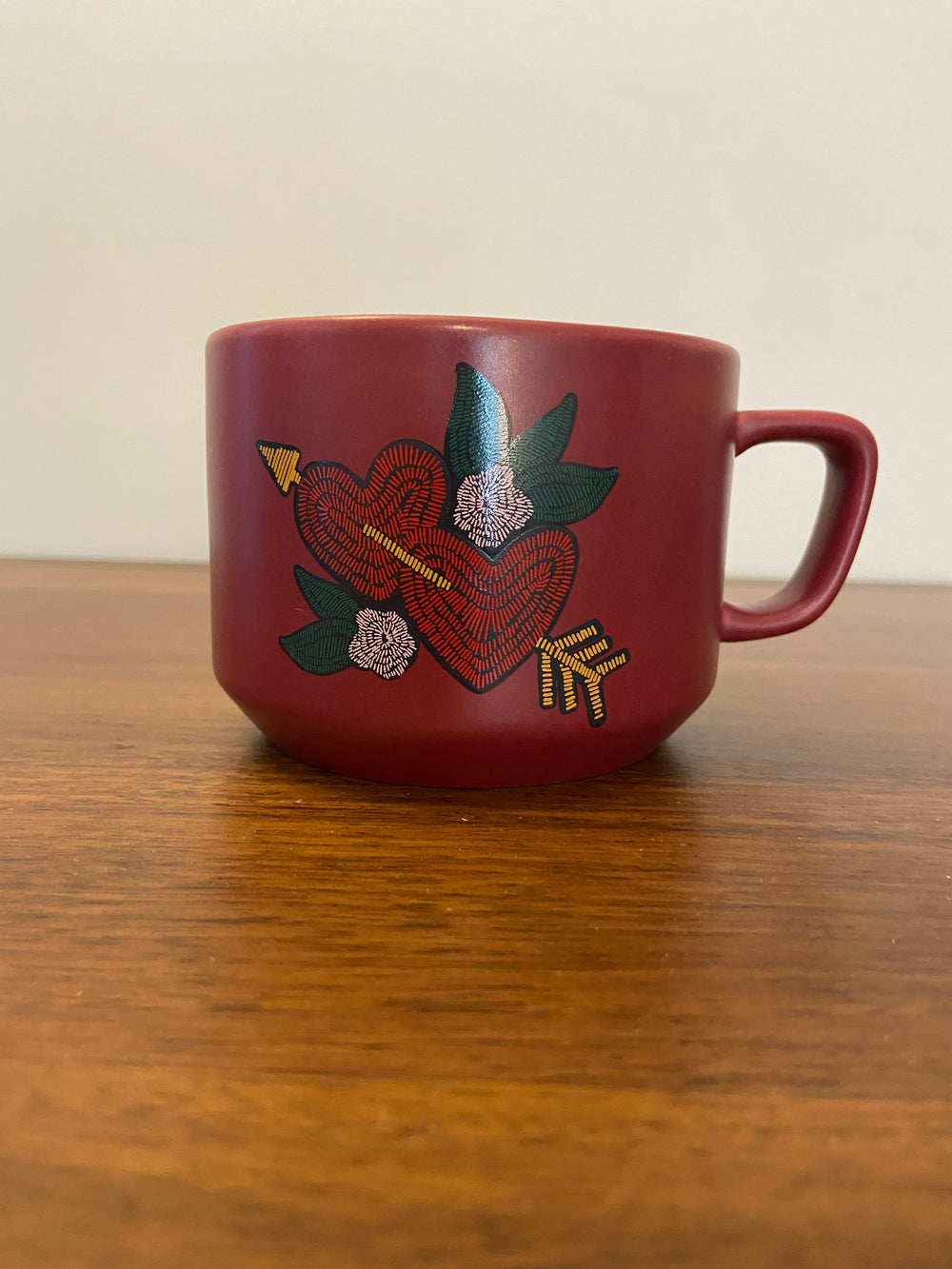 Starbucks Coffee Porcelain Coffee Cup Mug Valentine's Hearts Design