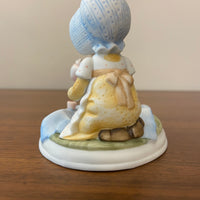 Holly Hobbie Porcelain Figurine A Picnic Designers Collection