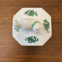Herend Hungary Octagon Shaped Porcelain Trinket box Kitten 6074/AV