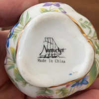 Porcelain Perfume Bottle Set
