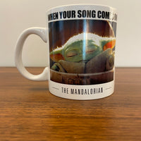 Star Wars The Mandalorian Baby Yoda Mug When Your Song Comes On 20 Oz