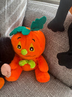 Vintage Halloween Plush Toys Set READ
