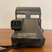 Vintage Polaroid 600 Film One Step Close Up Instant Camera Made in USA