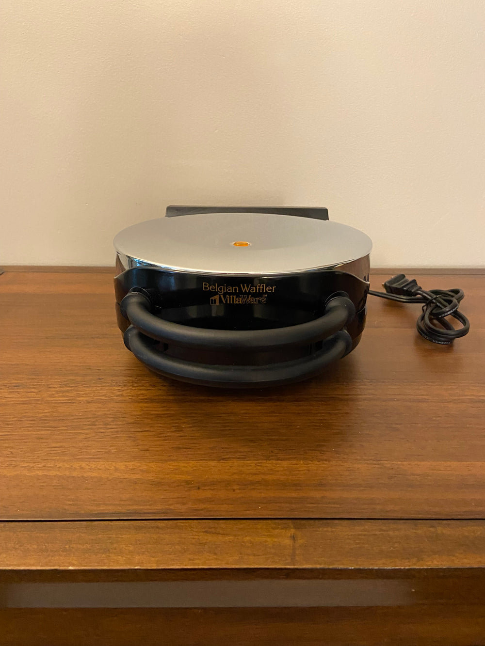 VillaWare Belgian Waffler Classic Italian Kitchenware 3200