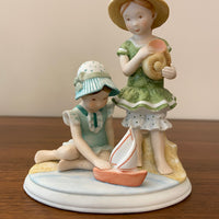 Vintage Holly Hobbie Porcelain Figurine Sunshine Fun Time Designers Collection