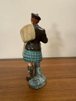 Vintage 1970 English Royal Doulton Porcelain Figure The Laird 2361
