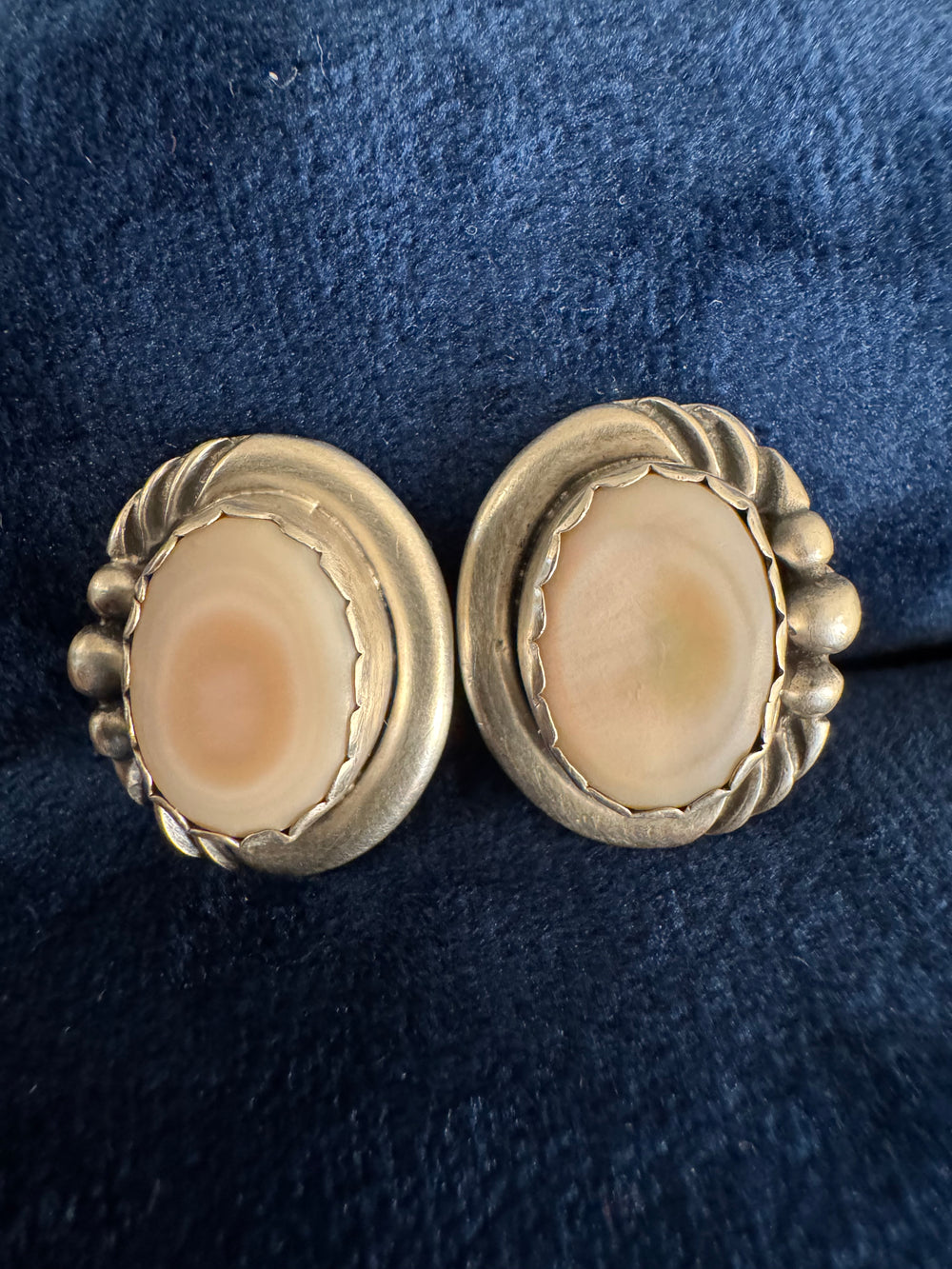 Sterling Silver Earrings Navajo Mother Pearl Oval Stud