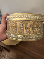 Vintage Oval Printed Embossed Cardboard Gift Box Set
