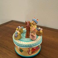 Vintage Enesco Mouse Animated Music Box Tuned Spinning Wheel