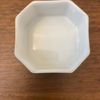 Herend Hungary Octagon Shaped Porcelain Trinket box Kitten 6074/AV