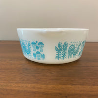 Vintage PYREX 472 1 1/2 pt Glass Pint Cinderella Dish Amish Blue Butterprint