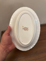 Minton Ancestral English Bone China Scalloped Edge Set
