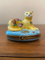 Vintage Limoges Porcelain Trinket Box Hand Painted in France
