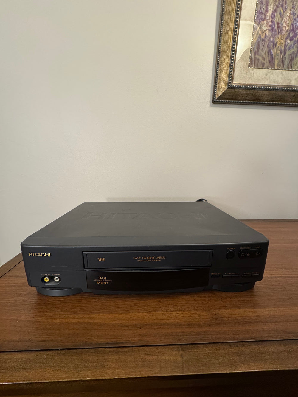 Hitachi Model VT-M291A VCR 4 Head No Remote