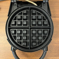 VillaWare Belgian Waffler Classic Italian Kitchenware 3200