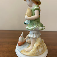Vintage Holly Hobbie Porcelain Figurine Sunshine Fun Time Designers Collection