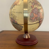 Antique Globe Illuminated World Globe Map Lamp