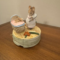 Vintage Schmid The Tale of Two Bad Mice Ceramic Musical Box