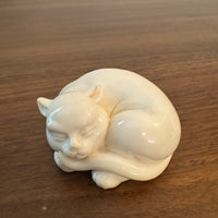 Vintage The Franklin Mint Resin Sleeping Cat Figurine