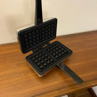 Belgian Waffler Professional VillaWare Classic Italian Kitchenware 5200 NS