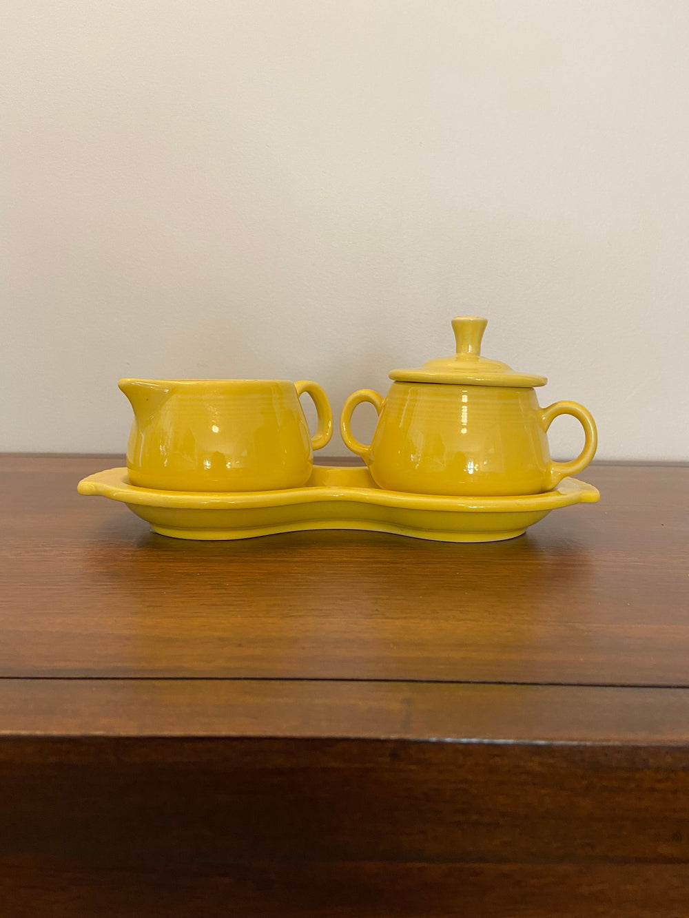 Fiesta-ware Sugar and Creamer Set with Tray P86 Post 86