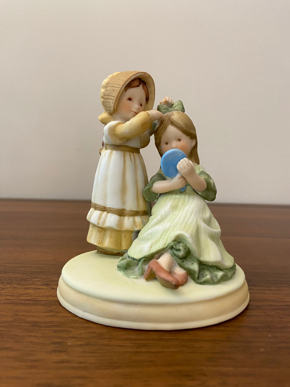 Holly Hobbie Porcelain Figurine Good Times Designers Collection