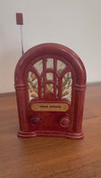 Vintage AM/FM Portable Battery Operated Radio Jukebox Retro Looking
